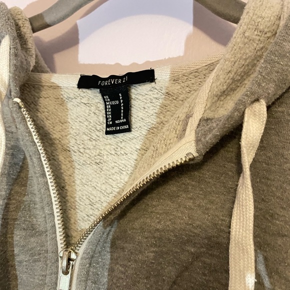 forever 21 crop top zip up sweater - Picture 4 of 4